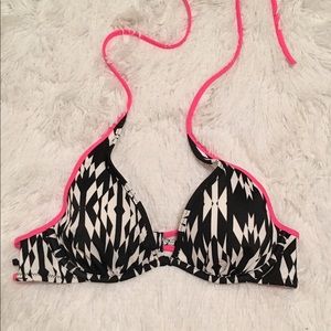 NWOT💕VS Bikin Top